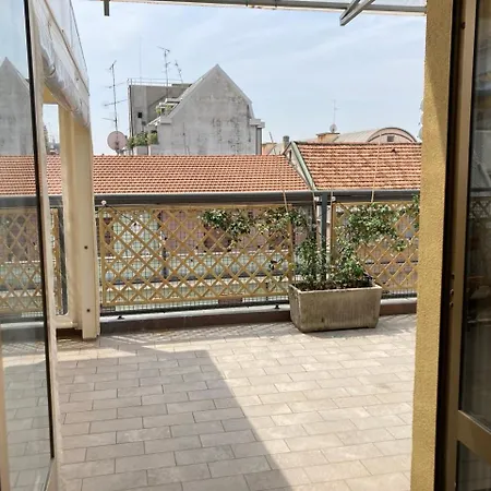 公寓 Monolocale Con Ampio Terrazzo 米兰