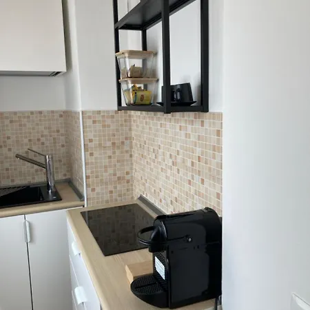 Monolocale Con Ampio Terrazzo Διαμέρισμα